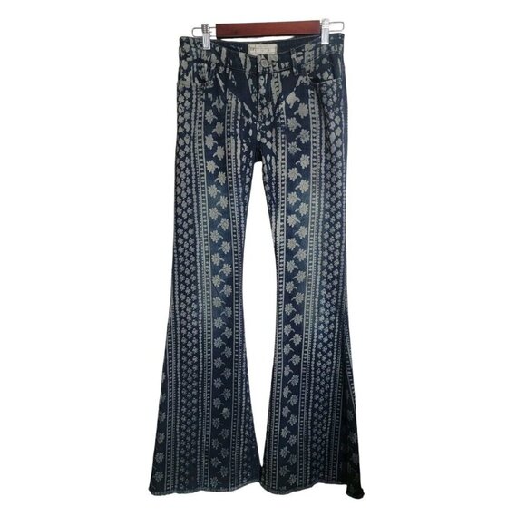 FREE PEOPLE Jeans Women 26 MANTRA BELL BOTTON Flare Boho Hippie Disco Distressed - Picture 1 of 9